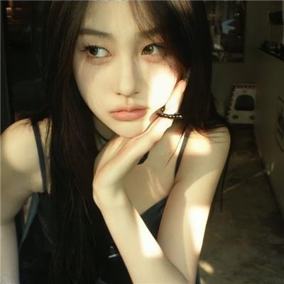 锦衣之下